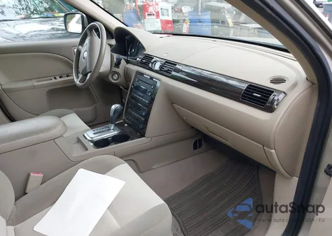 2005 Mercury Montego Luxury z USA, uszkodzony, nr VIN 1MEFM401X5G610905